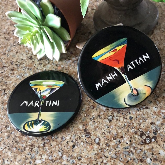 Free with $25 Purchase-Set of 2 Coasters-EUC - Picture 2 of 9